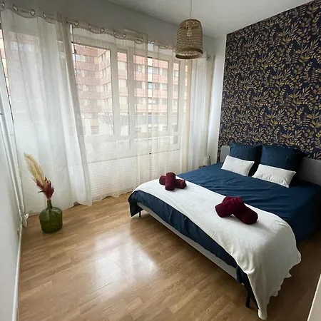 Apartment T2 Hypercentre , Parking Prive -vida Loc